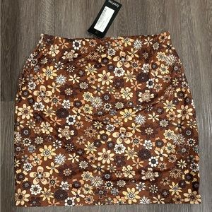 BOOHOO Festival Collection floral skirt